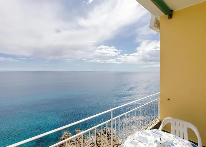 144 - Sunshine 9, Fronte E Vista Mare, 100metri