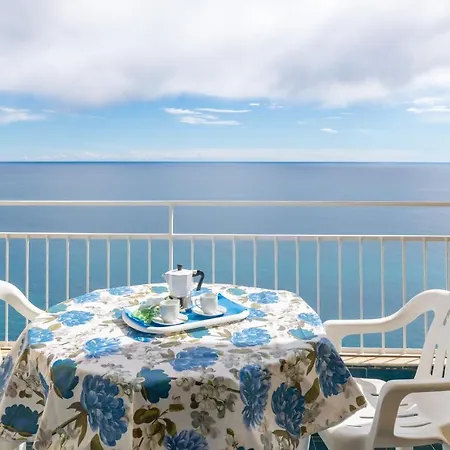 144 - Sunshine 9, Fronte E Vista Mare, 100metri 아파트 산레모