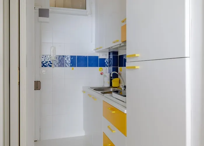 144 - Sunshine 9, Fronte E Vista Mare, 100metri * 圣雷默